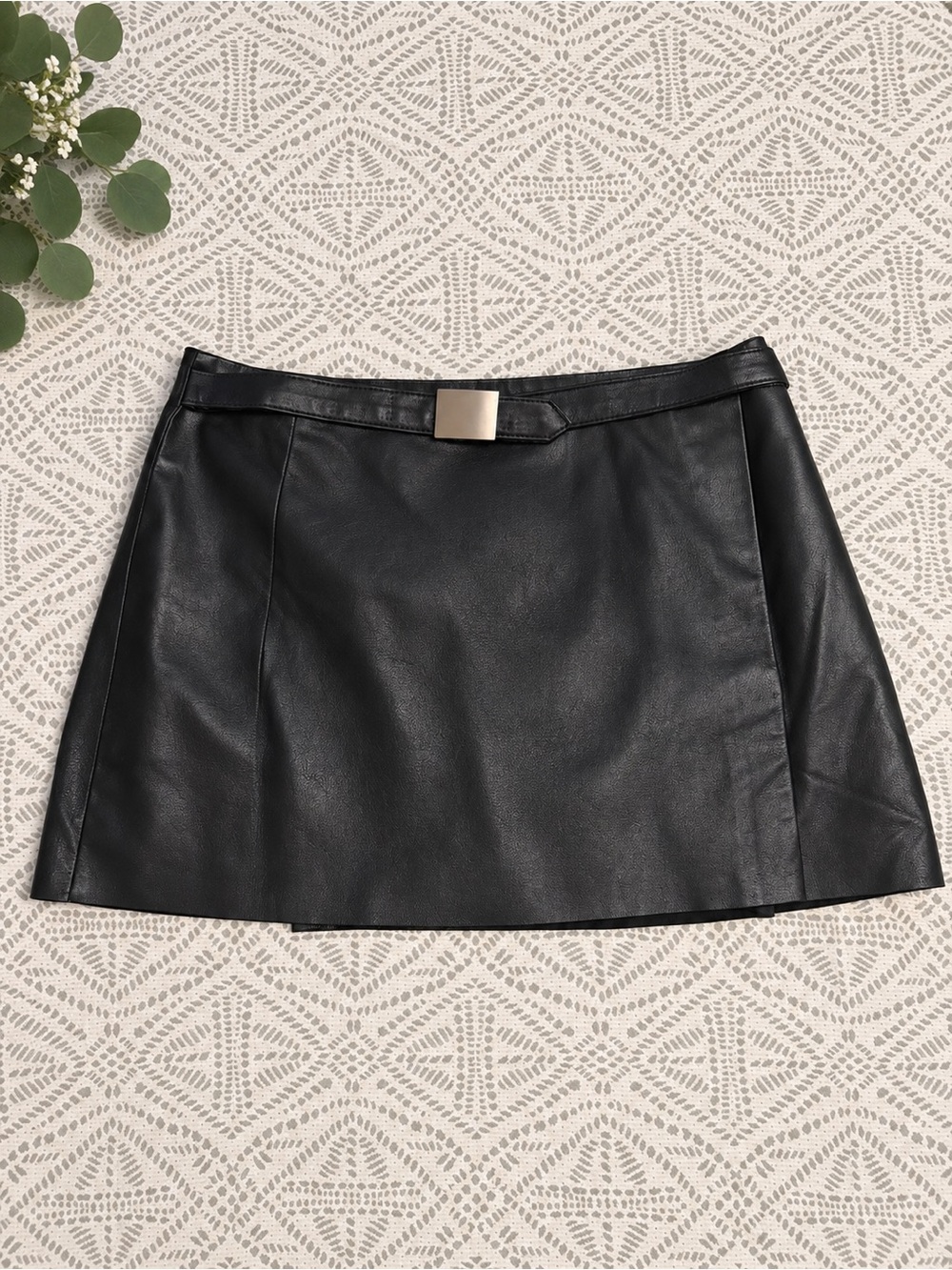 Vintage DANIER Black Genuine Leather Wrap Mini Skirt 90s Y2K Size 12